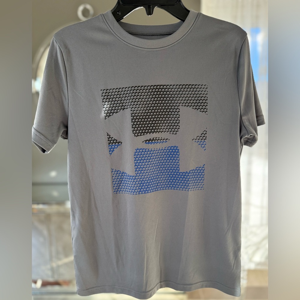 Under Armour Youth Gray and Blue Graphic Tee